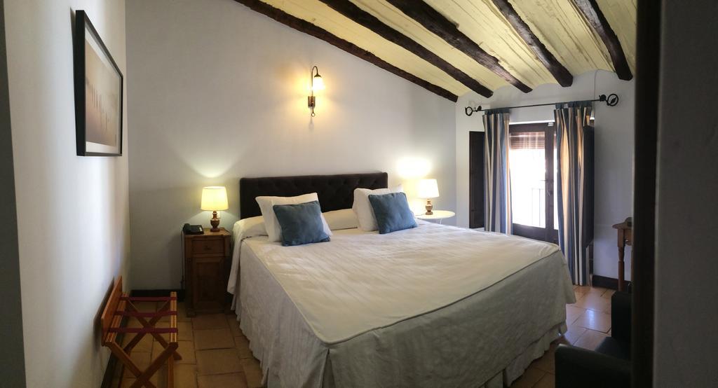 Hotel El Convent 1613 Ла Фреснеда Стая снимка